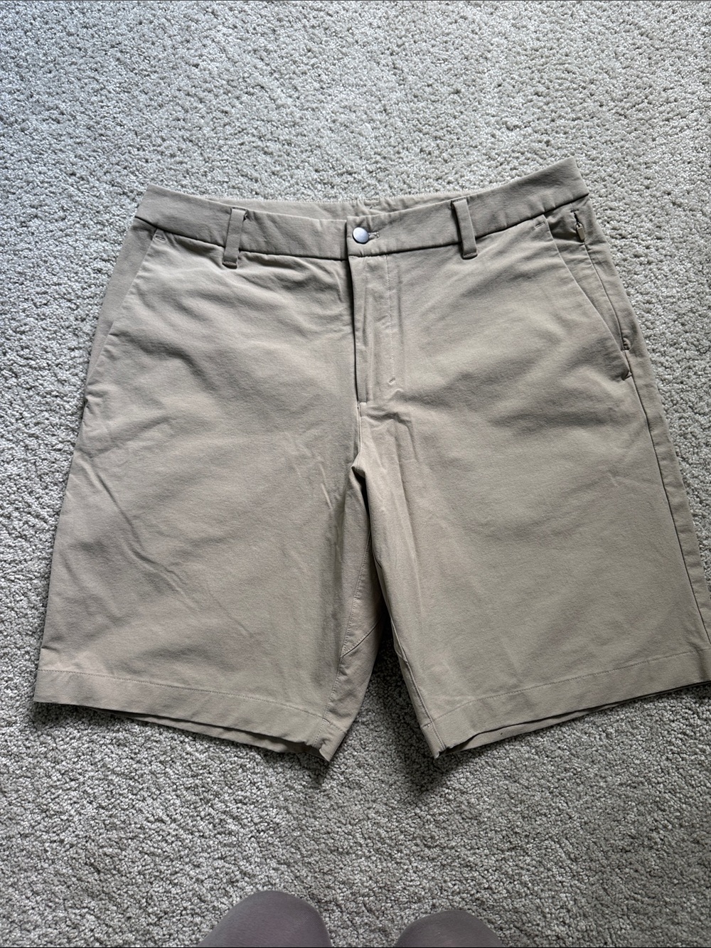 LULULEMON Tan Khaki Cotton Twill 7" Shorts 33